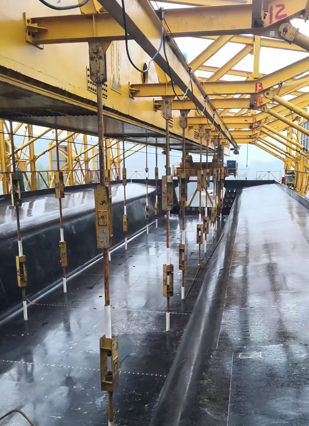四川雅安移动模架厂家 浆适架稳：移动模架施工混凝土工作性能的特殊控制实践​