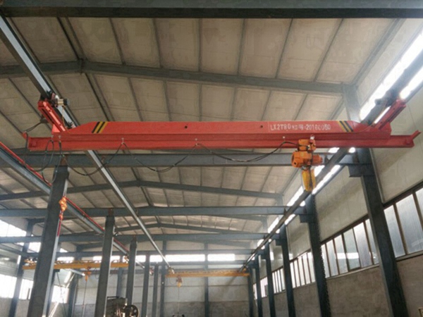 河南信阳冶金专用桥式起重机厂家 冶金专用桥式起重机中间包吊运：结构适配与作业实践